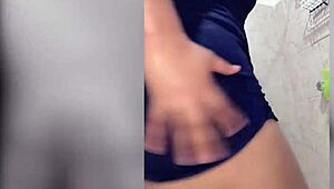 culona says 'i'm so wet in this tight dress'.