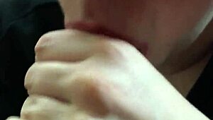 close up lipstick bj