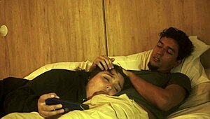 mi hermanastro se da cuenta que nos quedamos solos y aprovecha para hacer de las suyas alisongonzalez26