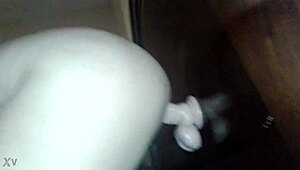 Sri Lankan beauty Kandy Rayne's toy play and masturbation