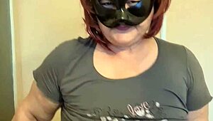 Маскирана зряла BBW нетърпелива да разкрие дебелото си немско тяло