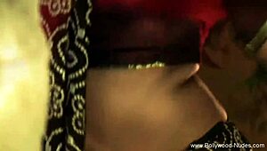 Sensual naked dancing experience in Asia