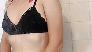 Petite Babe Shows Off In Shower