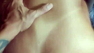 Girig anal knull skadar hårt