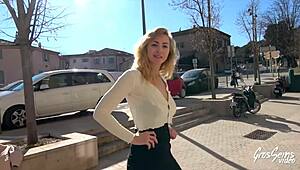 Hey, Elisa at 26 with incredible blonde boobs! 😍