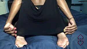 pussy looks tasty in thong