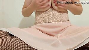 Give Me Minutes To Get Wet And Cum