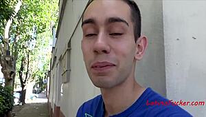 so i offered cash to bang her ass for 20 minutes straight