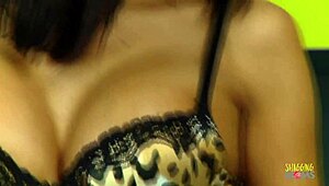 Stunning babe gets her pussy eaten out and fucks on the sofa