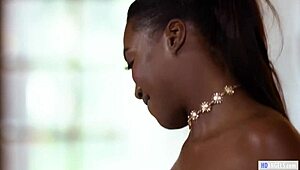 Jessie Saint seduces Daya Knight!