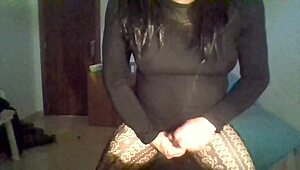 shemale monstercock web cam, wanna see?