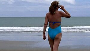 does showing off on the beach excite you and lead to fucking a stranger?