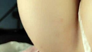 i lick clit and eat pussy till she squirts hard