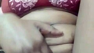 hey, i’m alone and so hungry today, wanna join?