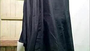 Amazing woman dancing naked to Indian music! 💃