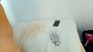 beautiful colombian girl gives handjob pov?