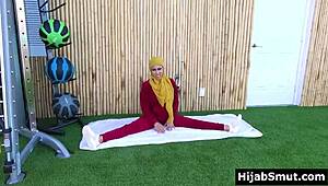 Muslim Girl In Hijab Cheats On Husband With Personal Trainer