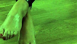 European Babe In Pantyhose Gives Blowjob And Strapon Muff Diving