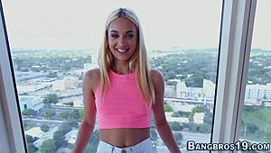 this teen sucks cock so good 😍