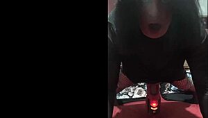 Masturbation machine drives shy amateurs to intense cream finish