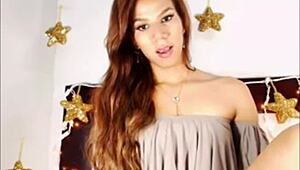 Tranny bombshell getting wild on cam with naughty moves