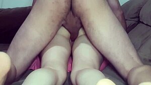 Sexo Caseiro No Sofá Da Sala