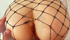 my webcam model neighbor agreed to help out, but only the tip. ended up banging hard in amazon position.