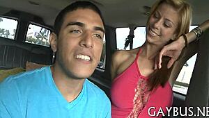 man, givin a blowjob to this gay hunk, so hottt...