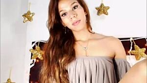 Tranny bombshell getting wild on cam with naughty moves