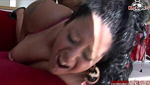 hugetit lezzie pussyfisted and fingered