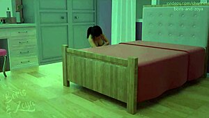 Я Села на Лицо Сводного Брата в Милфи Сити. Сперма Каролайн Вылита Ему в Рот - Часть 4!