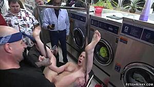 I Watched This Babe Get Fisted at Laundromat