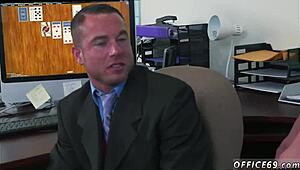 Gay teacher earns bonus through photo sex 😏