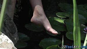Alluring Feet Cutie Jizzy