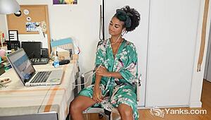 Yanks mocha Lola Rose explores her hairy snatch.