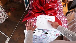 Blaire Johnson says insert here in gloryhole