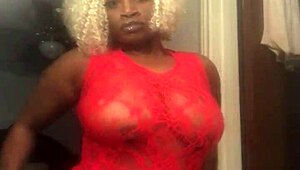 Thick chocolate-skinned beauty takes on multiple partners