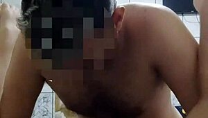 big bear fucks me bareback in the hotel room 😘