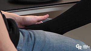 Obožujem gledat Elin Flame, kako rimma mojega fanta pred jebanjem