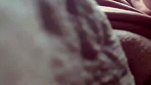 Milf Shows Off Shaved Pussy In Close-Up Homemade Play