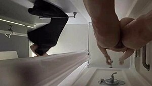 Csintalan vagyok a vastag lánnyal a zuhany alatt 😏