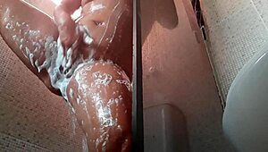 latina wife masturbates hairy pussy in favela reality