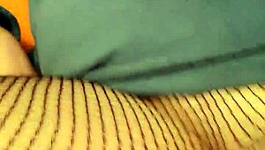 i'm masturbating to this bald pussy, oh god