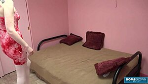 سونيا هاركورت تتناك POV بعد لعبها بكسها