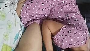 Sexo en la siesta, no me dejes descansar me decía pero insistí