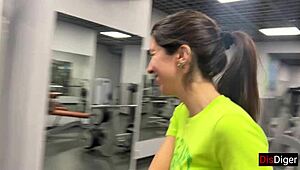 met a girl at the gym and fucked on the first date