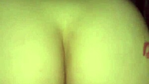 White Girl With Amazing Ass Rides Dick Reverse Cowgirl And Gets Bareback Fucked