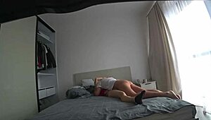 حقاً، زوجة روسية، لماذا تنيك صديق زوجها الأفضل للانتقام؟