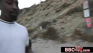 Hot college teen avoids service by sucking BBC