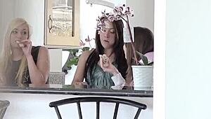 Reality Teen 18+ Gets Fingering Masturbation And Facial